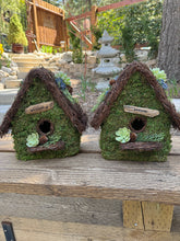 Load image into Gallery viewer, Bird House
