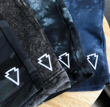 Load image into Gallery viewer, MENS MINERAL WASH FLEECE SHORTS