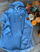 Load image into Gallery viewer, CALIFORNIA WAVE WASH HOODED PULLOVER