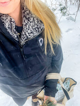 Load image into Gallery viewer, WATER RESISTANT WINDBREAKER ANORAK JACKET: BLACK CAMO