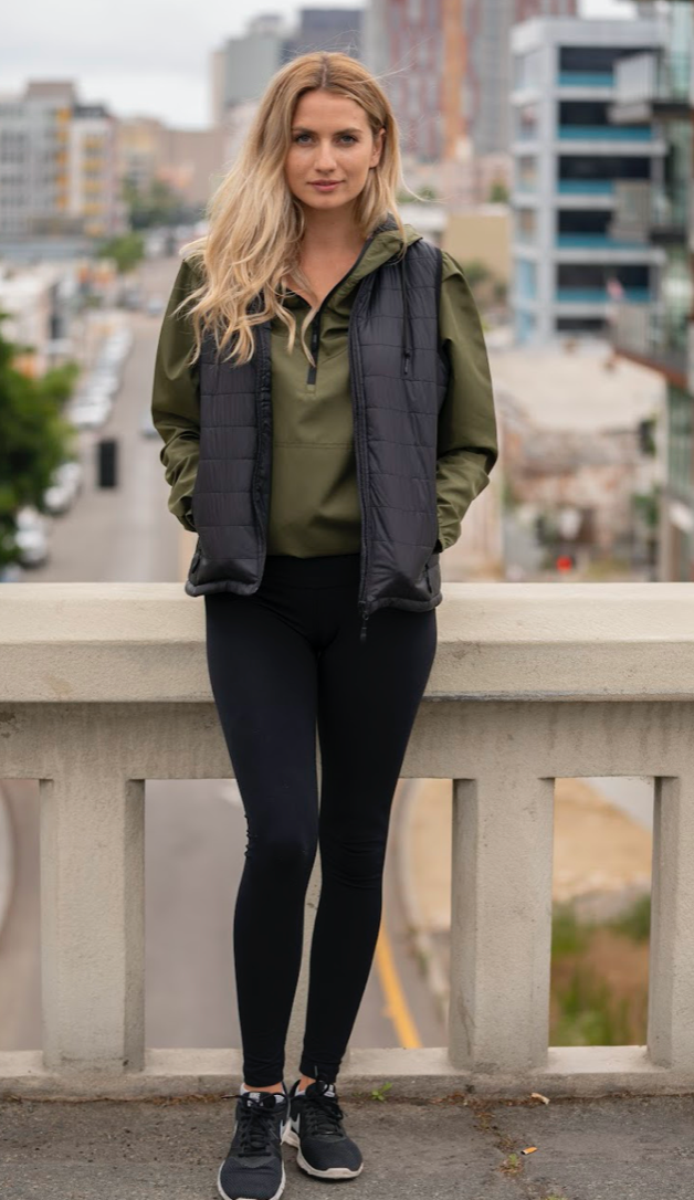Lightweight pullover windbreaker anorak discount jacket