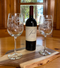 Load image into Gallery viewer, Lake Arrowhead Map Stemmed Wine Glass
