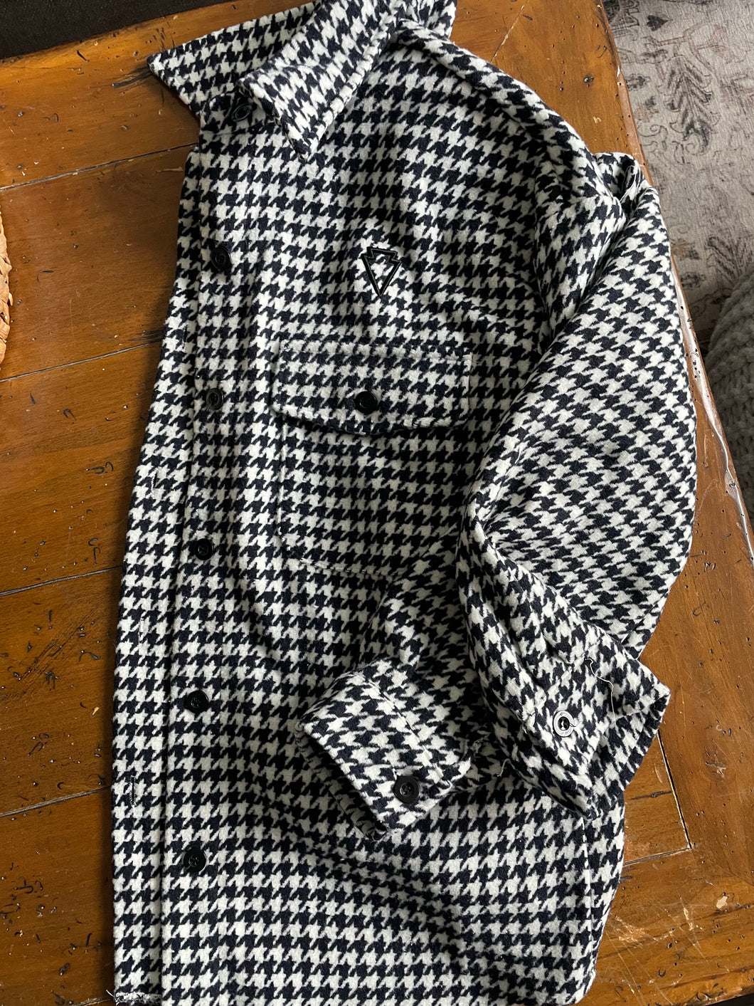 Tweed Houndstooth Shacket- black and white